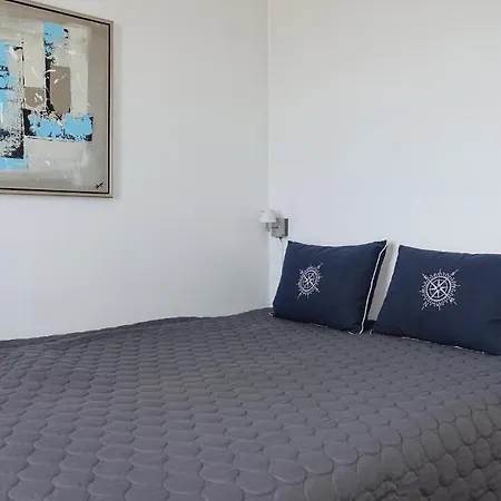 2 Bedroom Lovely In * 알링에