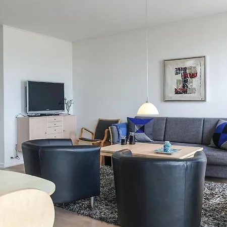 2 Bedroom Lovely In Apartamento *
