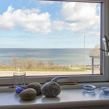 2 Bedroom Lovely In